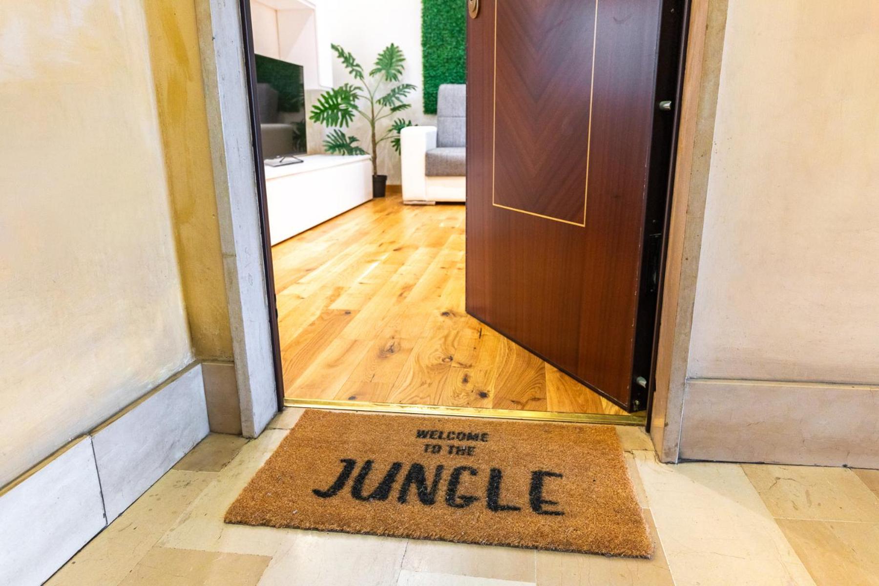 Urban Jungle Santa Rita Family Home Торино Екстериор снимка